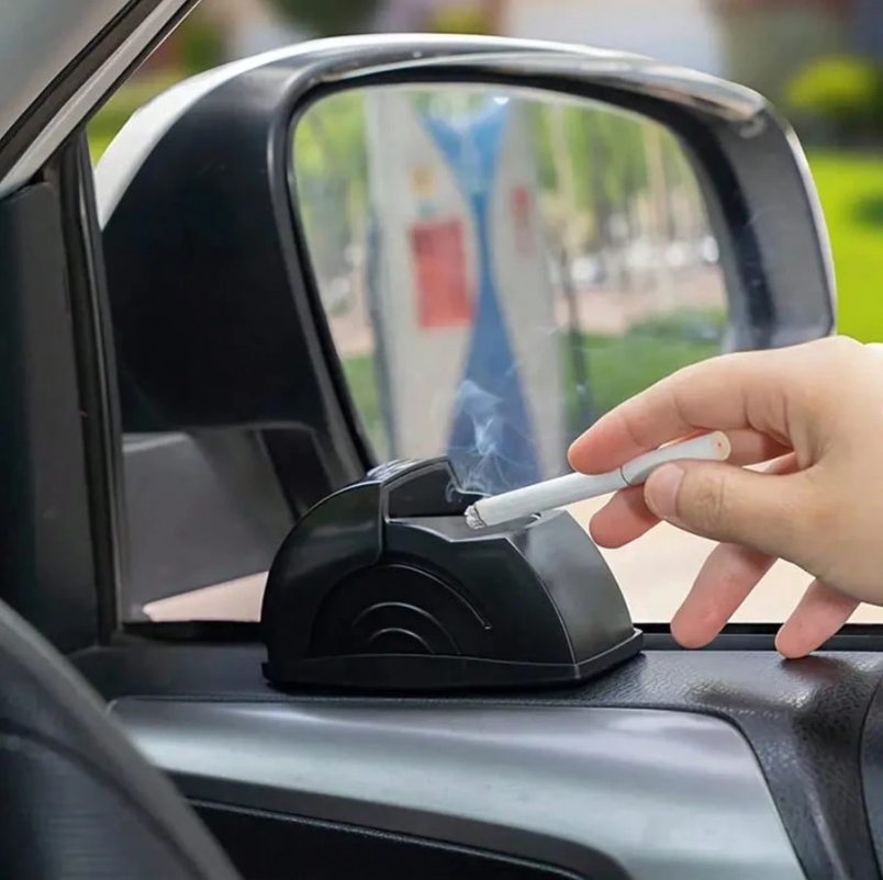 Компактен автомобилен пепелник